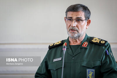 دریادار علیرضا تنگسیری : سرنوشت هر ناوی که به ما حمله کند، غرق‌شدن است