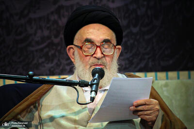 اطلاعیه دفتر آیت الله العظمی سیدعلی محمد دستغیب درباره میزان زکات فطره و کفّاره در سال ۱۴۰۴