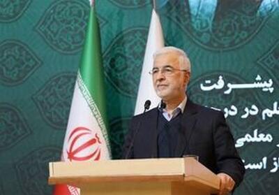 وزیر کشور: سرمایه‌گذاران در پیچ و خم‌های اداری گرفتار نشوند