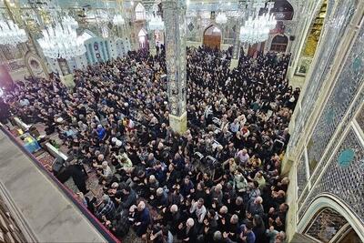 نوروزگاه‌های فرهنگی طبس در رمضان؛افطار روزانه ۳۰۰ نفر در امامزاده