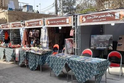 عرضه صنایع دستی اصیل به مسافران ورامین