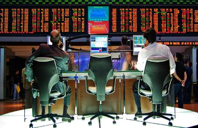 آیا بورس در سال ۱۴۰۴ به پیشتاز بازارهای مالی تبدیل می‌شود؟ | رویداد24
