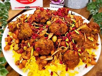 طرز تهیه غوره پلو با مرغ؛ یک پلو مخلوط خوشمزه برای پذیرایی از مهمان