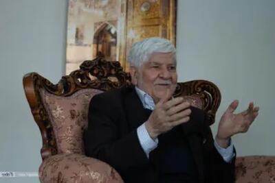 محمد هاشمی: شجریان به من اجازه داد که ربنایش را از تلویزیون پخش کنم/ گوگوش با چادر مشکی به دفتر من آمد - تجارت‌نیوز