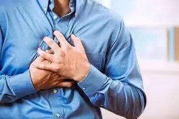 ۸ نشانه اولیه سکته قلبی | نشانه‌هایی که می‌گوید به زودی سکته قلبی می‌کنید