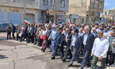 امام جمعه زرندیه: روز قدس عامل بقای نام و آرمان فلسطین در اندیشه مقاومت شد