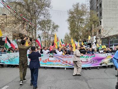 مردم ورامین با حضور در راهپیمایی امروز ، آزادی قدس را فریاد زدند