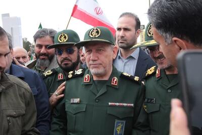 مشاور رهبری در جمع راهپیمایان سمنانی: مسلمانان با فشار بر دولت‌های سازشکار مانع از ارتباط با رژیم اشغالگر قدس شوند