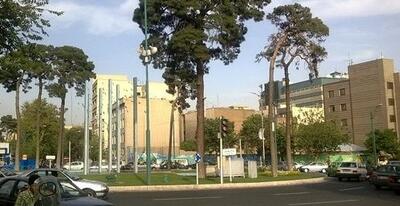 تجمع خبرساز در میدان پاستور تهران