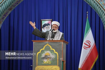 ایستادگی در کنار فلسطین بر مسلمانان واجب است