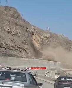 فیلم لحظه ریزش که در بین منجیل و رودبار