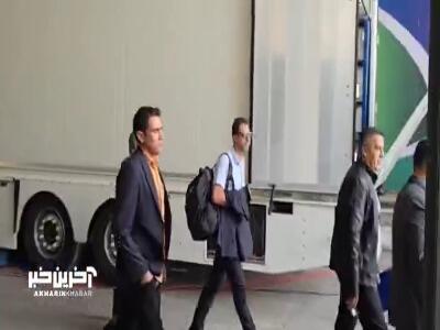 ورود کاروان استقلال، خیبر و تیم داوری به استادیوم آزادی