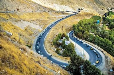 ترافیک سنگین در محورهای شمالی/ محدودیت‌های ترافیکی جدید اعمال شد