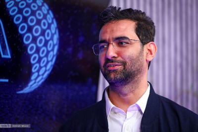 طعنه تند و تیز  آذری‌جهرمی به رسایی