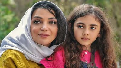تصویر روز | استایل دیدنی «الهام پاوه‌نژاد» با دیزاین سفره هفت سینش | گلی شی