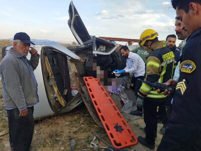 واژگونی خودروی پژو ۴۰۵ در اراک پنج مصدوم برجای گذاشت