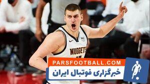گل استثنایی از ستاره ۲۰۸ سانتی متری! +فیلم - پارس فوتبال