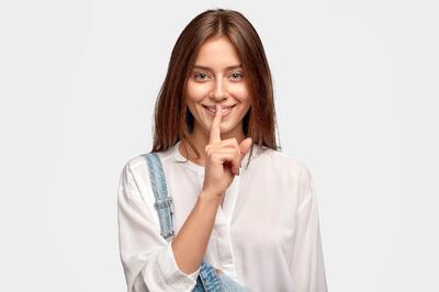 فواید شگفت انگیز صحبت کردن با خود