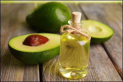 این میوه سرشار از چربی مفید است