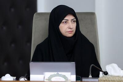 رییس سازمان محیط زیست: موضوع خرید و فروش گونه‌های وحشی را در تعامل با پلیس پیگیری می‌کنیم/ مردم از خرید حیوانات حیات وحش خودداری کنند