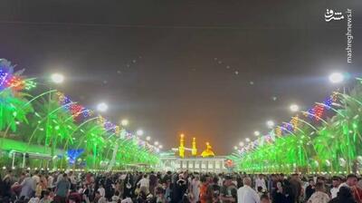 فیلم/ حال و هوای بین‌الحرمین در شب عید سعید فطر