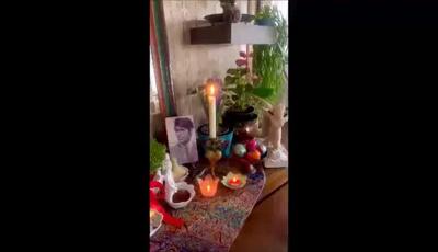 چیدمان احساسی سفره 7 سین لاله اسکندری بر روی کنسول چوبی زیبا: با یادبودی ویژه برای پدر مرحوم و سبزه های زیبا که فضای خانه را پر از احساس و آرامش کرد!