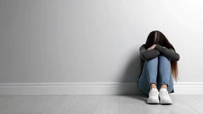 اگر دختر دارید مراقب باشید/ افسردگی در دختران نوجوان شایع‌تر و شدیدتر است؟