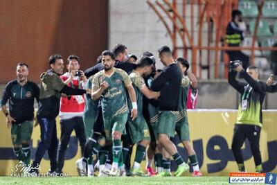 گل اول شمس آذر به پرسپولیس با قیچی برگردان فخریان +فیلم - پارس فوتبال