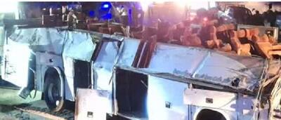 افزایش شمار جان‌باختگان حادثه واژگونی اتوبوس به ۱۵ نفر