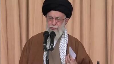 رهبر انقلاب: روزه و انس با قرآن و لیلةالقدر و توسل‌ها و دعا‌های ماه رمضان انسان ساز است (فیلم)