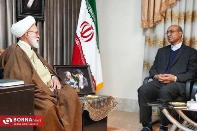 پیام تبریک نماینده ولی‌فقیه در استان و استاندار کرمانشاه به مناسبت عید فطر و روز جمهوری اسلامی
