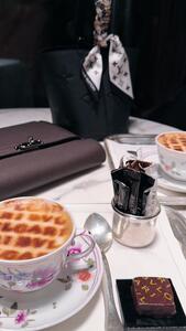 عکس/ سورپرایز عاشقانه همسر رضا گلزار برای تولدش با کیک سلطنتی در برج امارات | اقتصاد24
