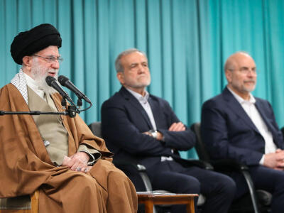 رهبر انقلاب: اتحاد دنیای اسلام، تنها راه ایستادگی در مقابل باج‌طلبی قدرت‌های بزرگ - دیپلماسی ایرانی