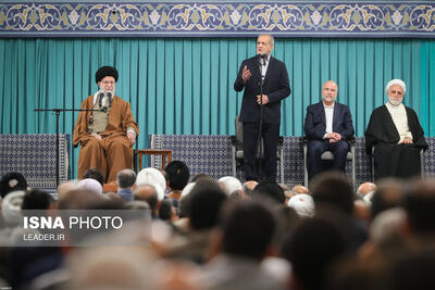 دیدار مسئولان نظام، سفرای کشورهای اسلامی و جمعی از قشرهای مختلف مردم با مقام معظم رهبری