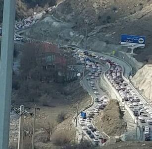 مسدود شدن مسیرهای منتهی به مرزن‌آباد از آزادراه شمال و چالوس