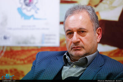 توصیه های مهم یک کارشناس به دولت برای حل بحران بنزین: حسنتاش: احتمال دستکاری در سهمیه ها به دلیل هک سامانه کارت سوخت / آثار تورمی افزایش قیمت، اثر اصلاح نرخ را خنثی می کند