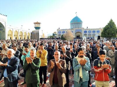 اقامه باشکوه نماز عید فطر در آرامگاه شهید مدرس کاشمر