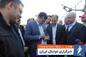 عکس| یادگاری و آرزوی دنیامالی برای بیسبال‌ ایران - پارس فوتبال
