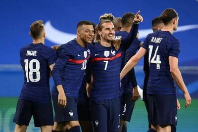 تیم منتخب تاریخ فرانسه با حضور امباپه، گریزمان و آنری