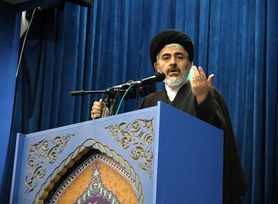 اتحاد امت اسلامی راهی مؤثر برای مقابله با جنایات استکبار جهانی است