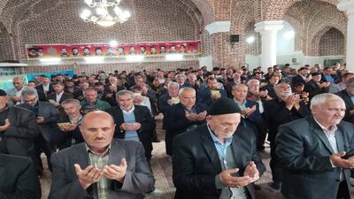 اقامه نماز بندگی در دیزج دیز به روایت شهروندخبرنگار