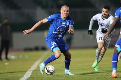 بازی پرسپولیس مقابل استقلال با تماشاگران خانم
