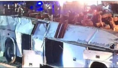 افزایش شمار جان‌باختگان حادثه واژگونی اتوبوس در کرمان به ۱۵ نفر