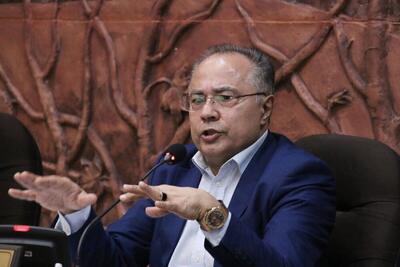انتخاب: دبیری گفته کنار نمی‌روم مگر اینکه پزشکیان برکنارم کند