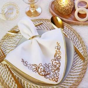 دیگه فنجون چای رو ساده جلو مهمون نزار