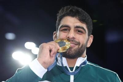 دو کشتی‌گیر ایران در صدر بهترین‌های جهان