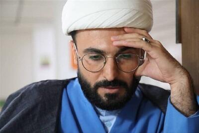 بیوگرافی کوروش سلیمانی بازیگر سریال مرهم از تحصیل در دانشگاه علوم پزشکی تا کارگردانی در تئاتر