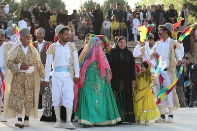 جشن نوروزگاه به مناسبت روز«جمهوری اسلامی» در یاسوج برگزار شد