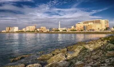 هوای پایدار در هرمزگان؛ آرامش در دریا و آسمان