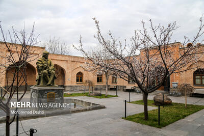استقبال گردشگران نوروزی از اماکن فرهنگی و تاریخی ایران